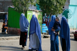 Afghanistan: dans les villes conquises par les talibans, le retour de la charia