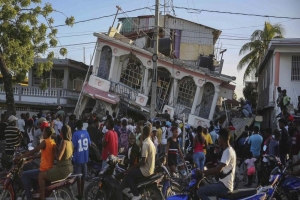 Haïti déplore un bilan dramatique de 1300 morts après un puissant séisme