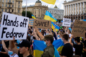Colère en Ukraine : des milliers de manifestants descendent dans la rue après le limogeage du populaire ministre Fedorov