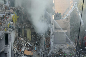 La Russie lance une attaque massive sur l’Ukraine, notamment sur Kiev, avec des dizaines de morts.