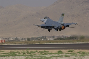 Guerre au Moyen-Orient : l'Irak refuse que son espace aérien serve à attaquer l'Iran ou d'autres voisins