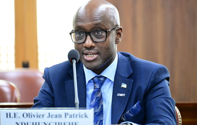 Rwanda : le ministre des Affaires étrangères précise...