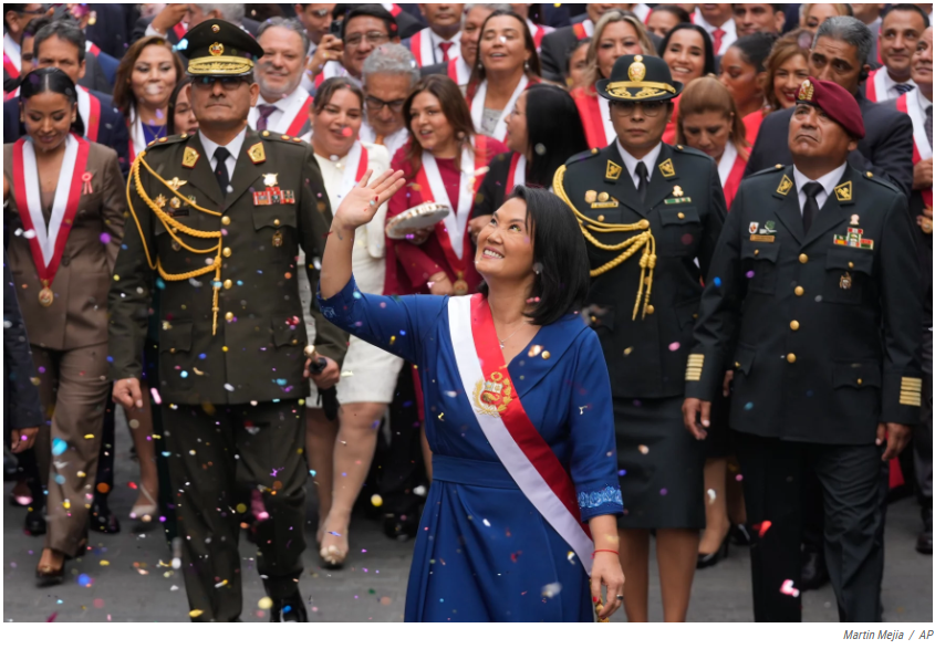 Nouvelle présidente du Pérou : Keiko Fujimori confrontée à la criminalité, au climat et à l’héritage de son père